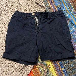 Men’s Chubbies navy elastic flat front shorts